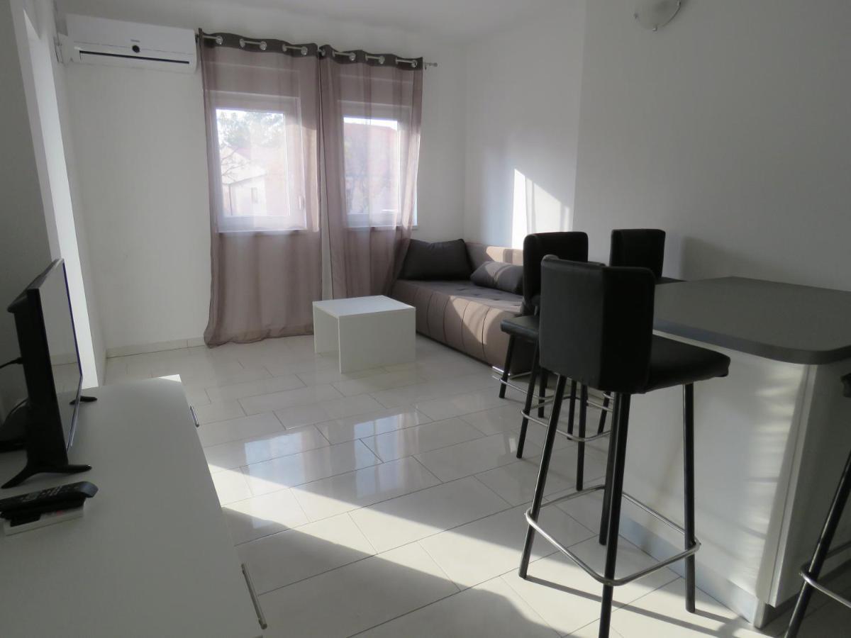 Apartment Dream Novalja Exterior photo